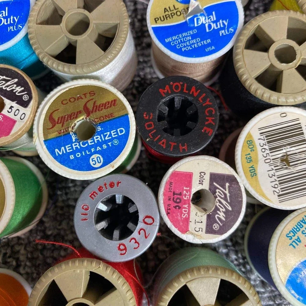 Vintage Coats & Clark Talon‎ Molnlycke Sewing Thread Lot 34 Spools Multicolor